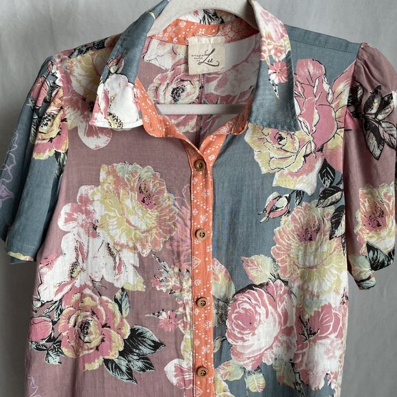 Artistic Works by Lu Floral Mix Print Top Size S Short Sleeve Button Down Blouse - Picture 2 of 9